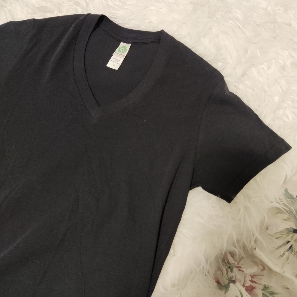 100% organic cotton black tshirt